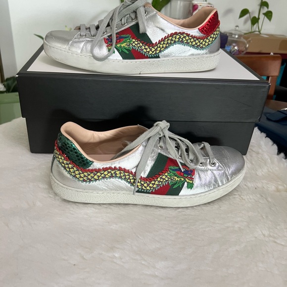 • Authenticity Guarantee
Gucci Ace Embroidered Men's Sneaker Silver Dragon shoes - Picture 13 of 16